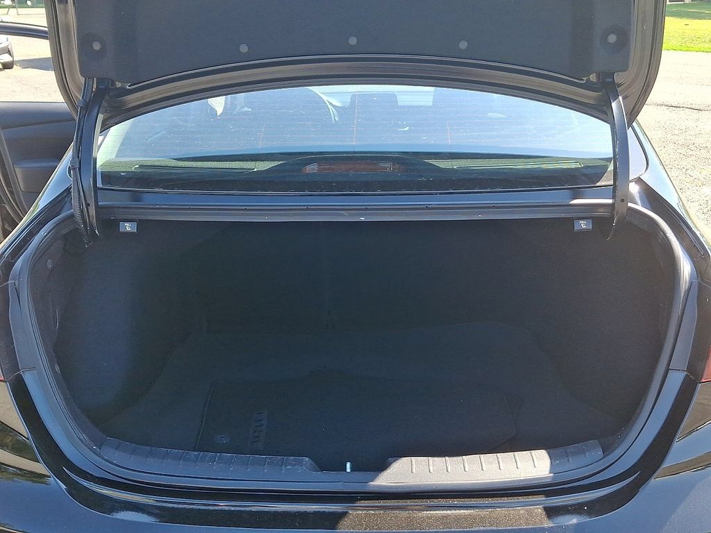 Certified 2023 Kia Forte LXS w/ LXS Technology Package FWD image 28