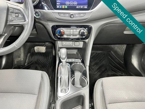 Used 2022 Buick Encore GX Preferred w/ Cold Weather Comfort Package AWD/4WD image 10