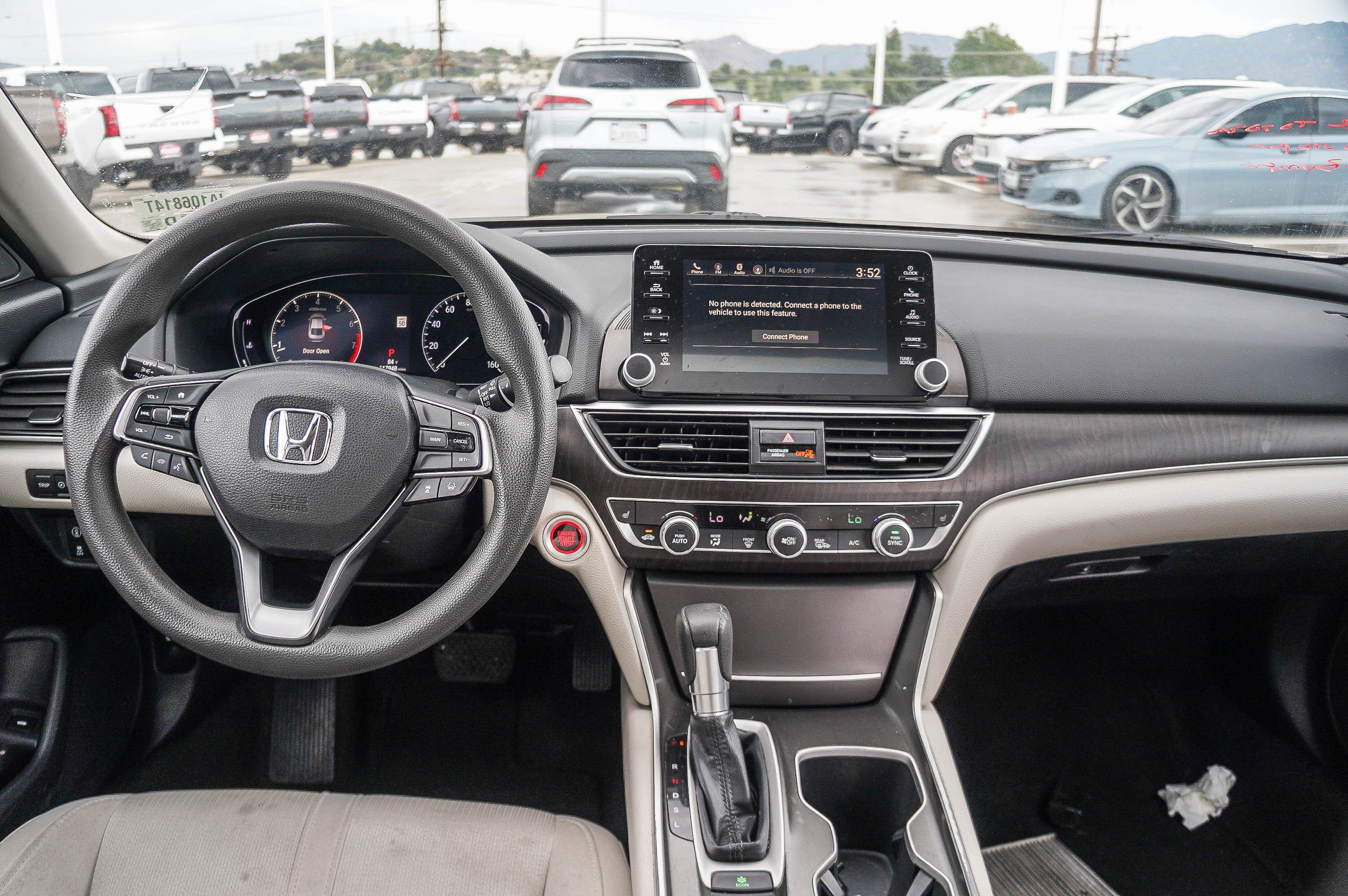 Used 2018 Honda Accord EX image 13