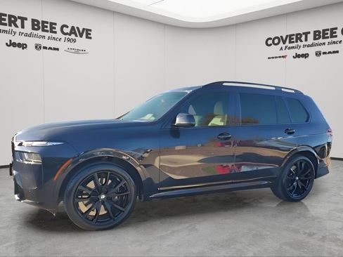 Used 2023 BMW X7 M60i w/ Executive Package image 4