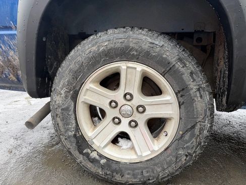 Used 2010 Dodge Dakota Big Horn w/ Convenience Group image 25