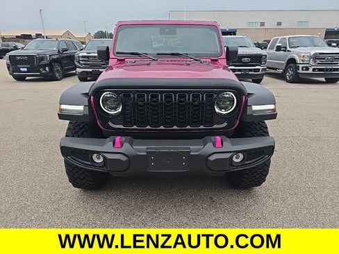 Used 2024 Jeep Wrangler Sport AWD/4WD image 2