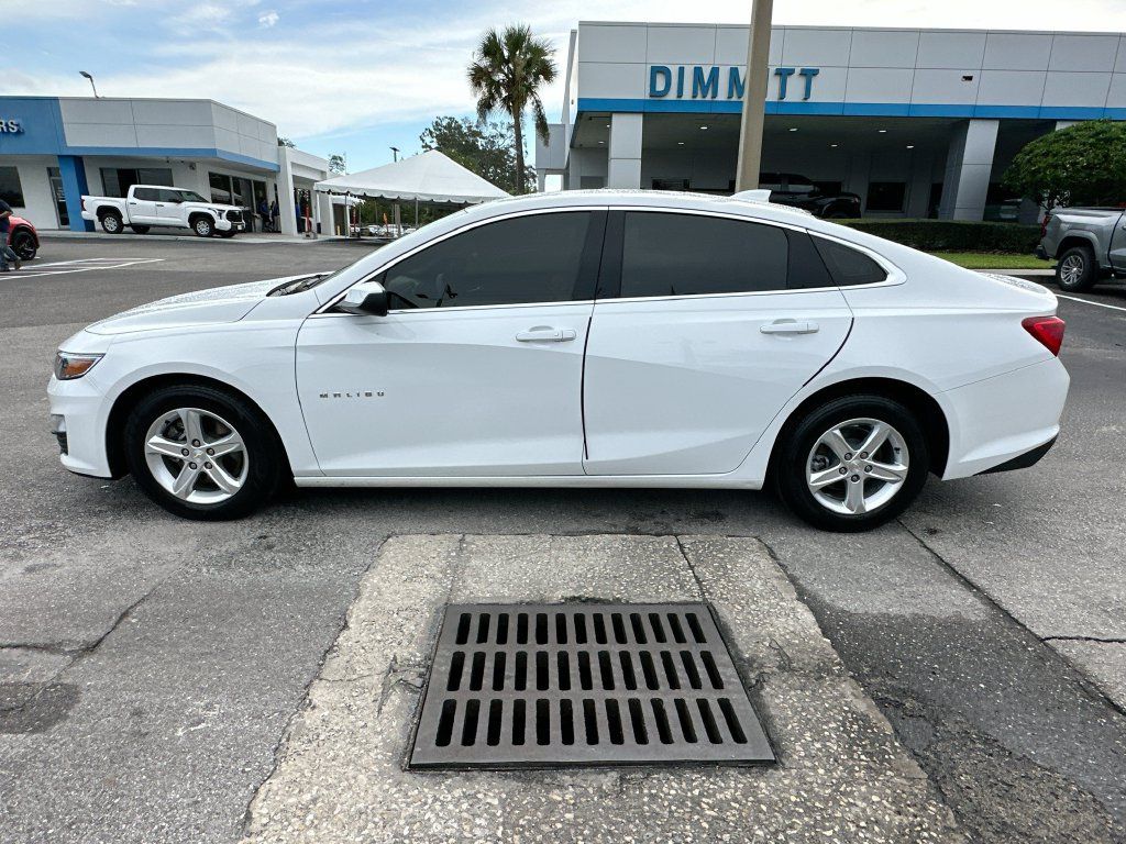 Used 2024 Chevrolet Malibu LT FWD image 8