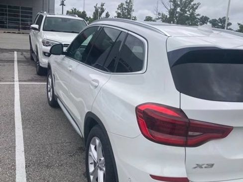 Used 2021 BMW X3 xDrive30e w/ Convenience Package AWD/4WD image 4