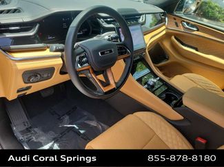 Used 2025 Jeep Grand Cherokee Summit AWD/4WD video 2