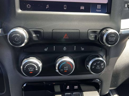 Used 2023 RAM 1500 Big Horn AWD/4WD image 28