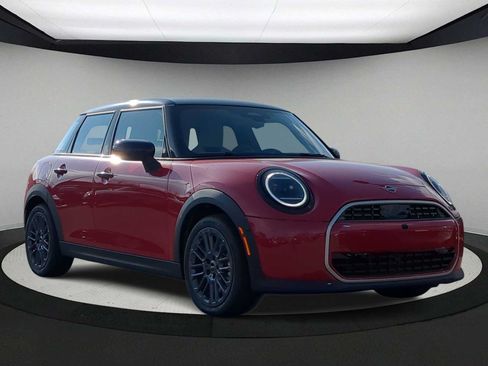 Used 2026 MINI Cooper 4-Door Hardtop FWD image 2