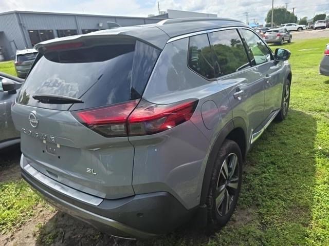 Used 2023 Nissan Rogue SL w/ SL Premium Package FWD image 7