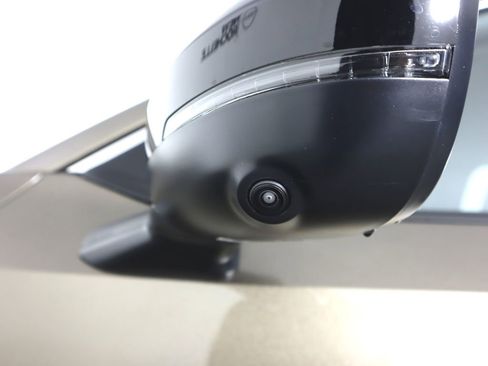 New 2026 Nissan Kicks SR w/ Cold Weather Package image 23