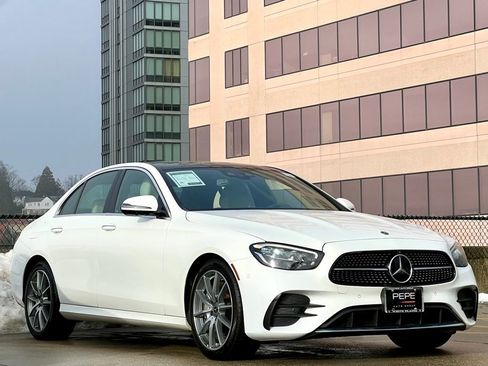 Certified 2022 Mercedes-Benz E 350 4MATIC Sedan image 1