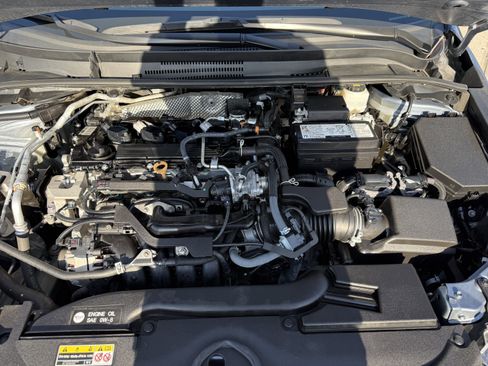 Used 2024 Toyota Corolla LE image 31