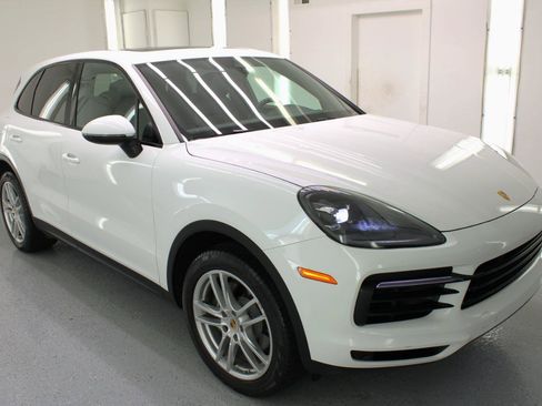 Used 2020 Porsche Cayenne AWD/4WD image 10