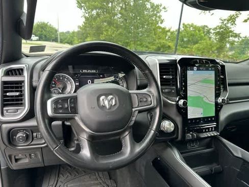 Used 2022 RAM 1500 Laramie w/ Sport Appearance Package AWD/4WD image 7