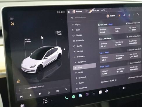 Used 2022 Tesla Model 3 Performance AWD/4WD image 33