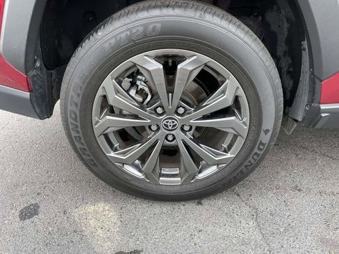 Used 2023 Toyota RAV4 XLE Premium image 13