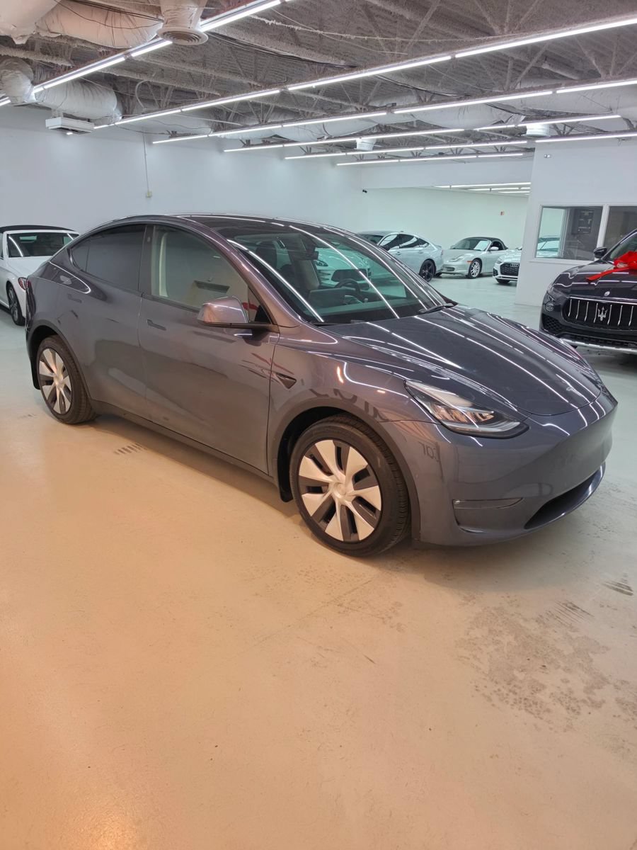 Used 2021 Tesla Model Y Long Range AWD/4WD image 8