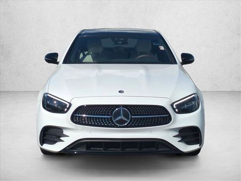 Used 2023 Mercedes-Benz E 350 Sedan image 2