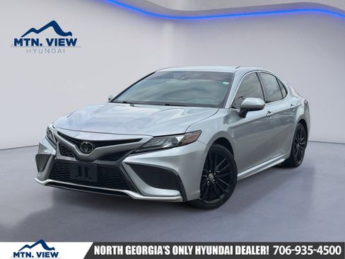 Used 2023 Toyota Camry XSE FWD image 1