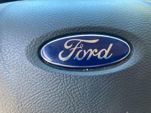 Used 2016 Ford Fusion SE image 26