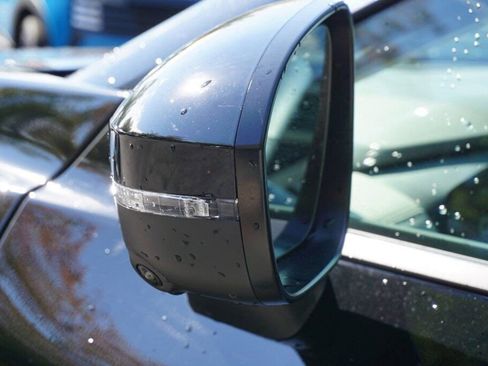 Certified 2024 Nissan Rogue SL image 11