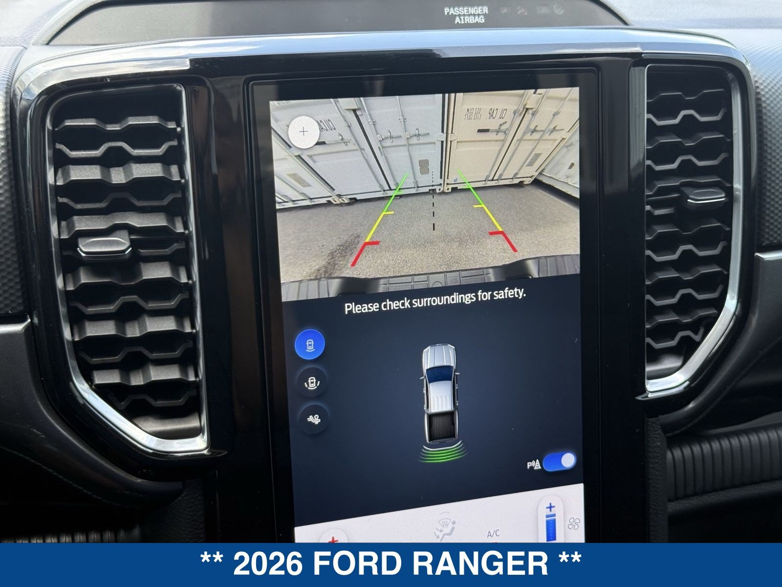 New 2026 Ford Ranger XLT w/ Black Appearance Package RWD image 32
