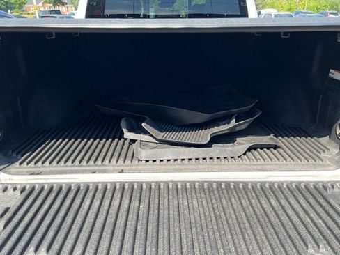 Used 2023 RAM 1500 Laramie AWD/4WD image 11