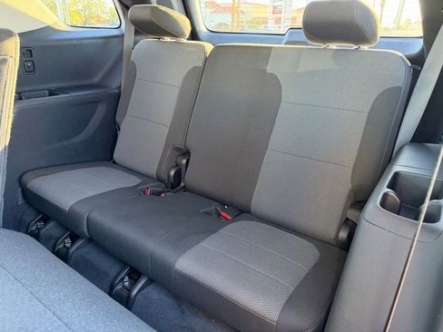 Certified 2021 Chevrolet Traverse LS image 10