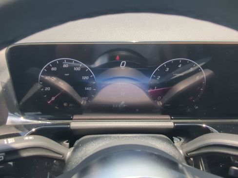 New 2025 Mercedes-Benz GLA 250 4MATIC image 14