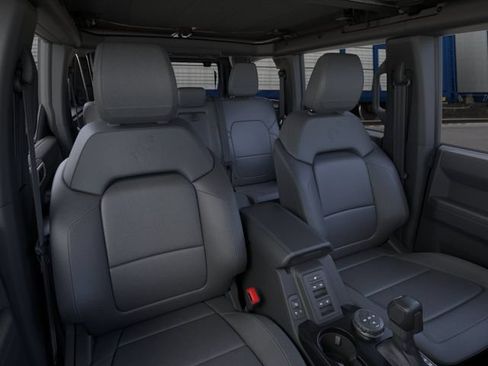 New 2026 Ford Bronco Outer Banks AWD/4WD image 11
