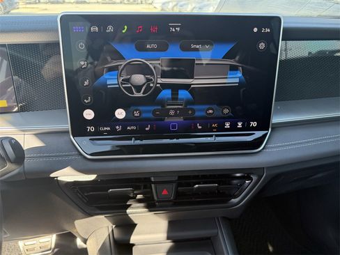 New 2026 Volkswagen Tiguan SE R-Line image 18