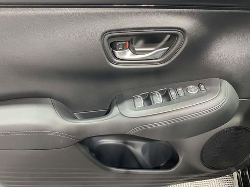 New 2026 Honda HR-V EX-L image 17