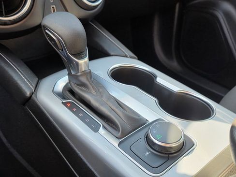 Used 2025 Chevrolet Blazer LT image 28