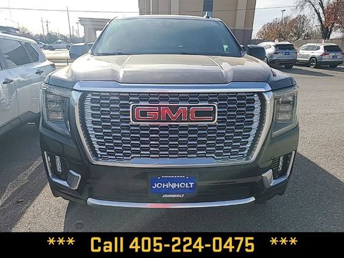 Used 2021 GMC Yukon XL Denali w/ Denali Premium Package image 27