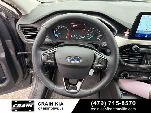 Used 2022 Ford Escape SEL image 14