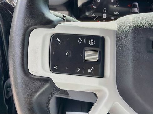 Certified 2025 Land Rover Defender 110 S AWD/4WD image 38