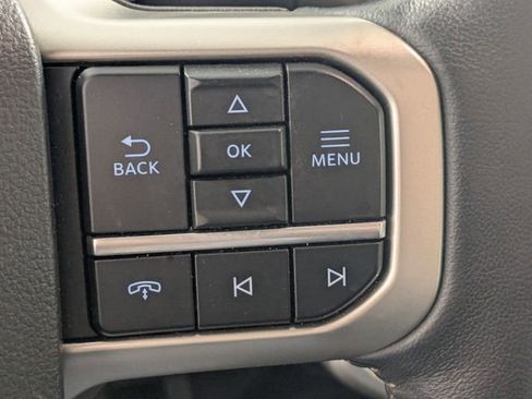 Used 2024 Ford Expedition Max XLT image 17