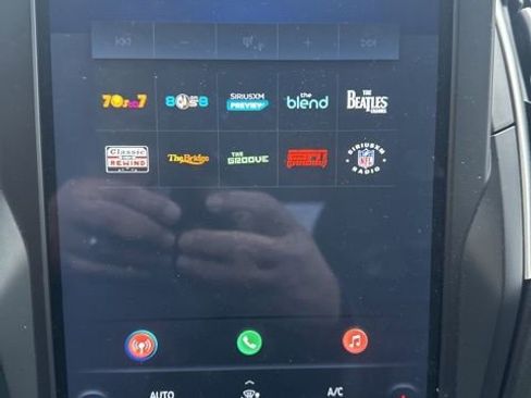 Certified 2022 Ford Edge SEL w/ Convenience Package image 16