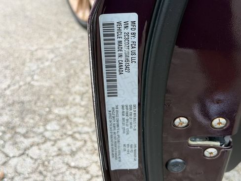 Used 2021 Dodge Challenger R/T Scat Pack RWD image 19