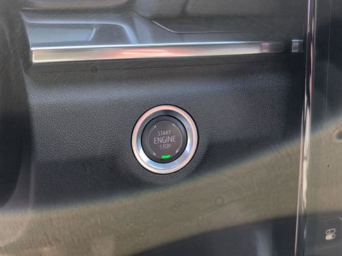 Used 2025 GMC Terrain Elevation image 30