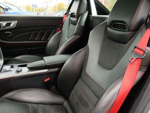 Used 2017 Mercedes-Benz SLC 43 AMG image 22