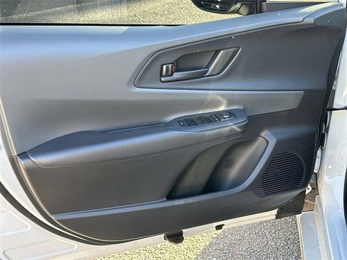 Used 2025 Toyota Prius LE image 20