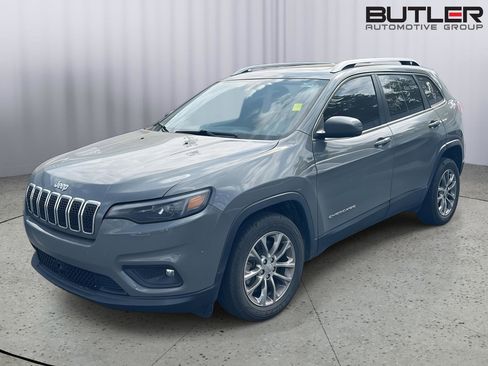 Used 2021 Jeep Cherokee Latitude Plus w/ Sun & Sound Group image 2