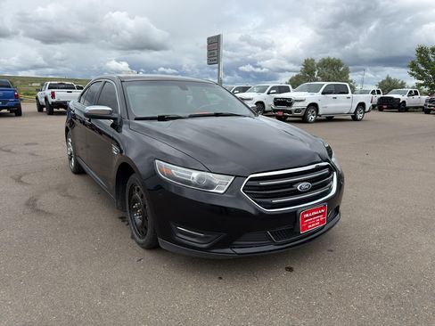 Used 2016 Ford Taurus Limited FWD image 12