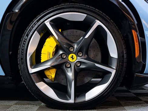 Used 2025 Ferrari Purosangue image 8