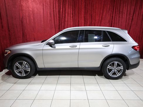 Used 2020 Mercedes-Benz GLC 300 image 4