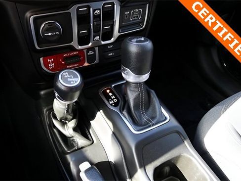 Used 2024 Jeep Wrangler Willys image 18