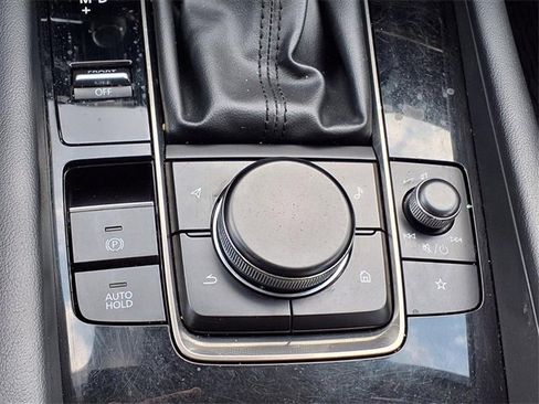 Used 2023 MAZDA MAZDA3 s image 24