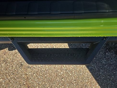 New 2026 Nissan Frontier PRO-4X w/ Pro-4x Convenience Package image 15