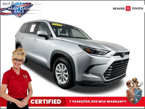 Used 2025 Toyota Grand Highlander FWD image 1