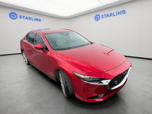 Used 2021 MAZDA MAZDA3 s FWD image 3